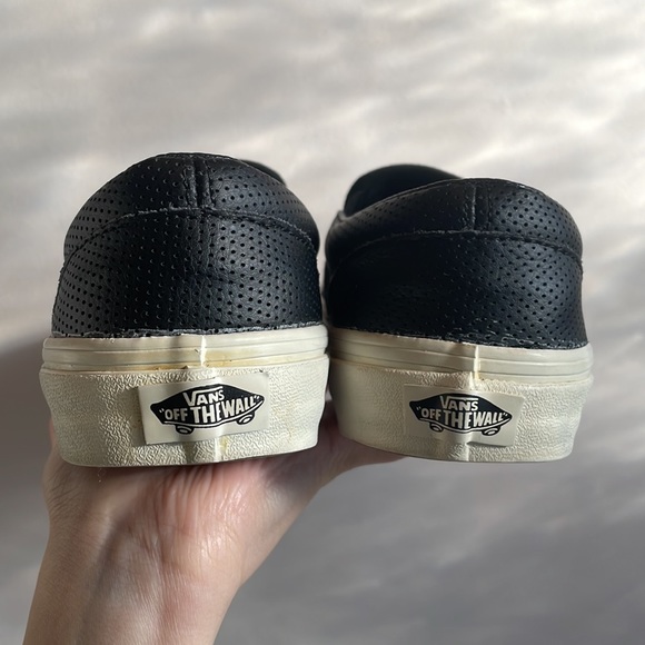 Perf Leather Slip On Vans unisex - Picture 9 of 9